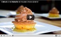 Clafoutis à la rhubarbe et mousse choco-caramel Clafoutis à la rhubarbe et mousse choco-caramel
